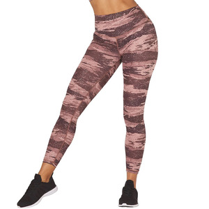 Pantalones casuales de corte equilibrado para mujer, diseñados para un movimiento cómodo, con una apariencia limpia y una presencia diaria elegante. - Product Image 5