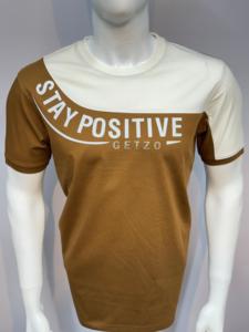 Getzo T-shirt tricoté en coton mélangé 260g pour hommes Stay Positive Printed Colorblock Casual Round Neck Tee in Two-Tone - Product Image 2