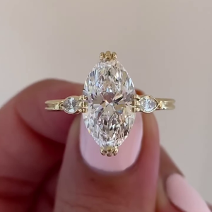 Bague de fiançailles certifiée IGI, taille marquise, avec halo caché et pierres latérales, bagues en diamant - Product Image 3