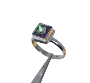 Anillo de bodas de plata de ley 925 hecho a mano, anillo estampado chapado en rodio de la mejor calidad, Topacio místico, piedras preciosas naturales, joyería fina - Product Image 1