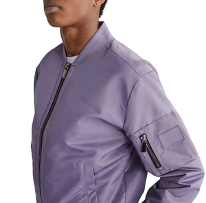 Chaqueta universitaria de satén bordada unisex chaqueta de béisbol bombardero OEM personalizada para tiendas de ropa de calle y ventas de clubes - Product Image 4