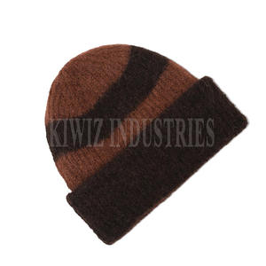 Venta al por mayor Unisex All Over Print Winter Beanie Sombreros Logotipo personalizado de punto Puffed Mohair Beanie Sombreros - Product Image 2