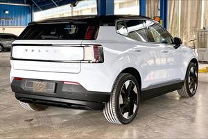 Vente flash pour le Volvo EX30 Pus SUV 2024 avec sièges en cuir, prêt à être expédié dans le monde entier - Product Image 4