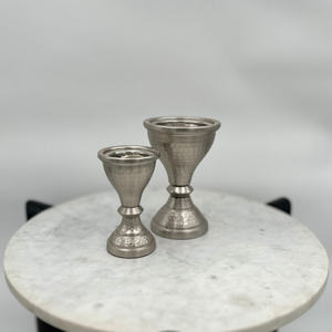 ชุดเตาเผาเครื่องหอมโลหะตีขึ้นรูป พร้อมผิวสแตนเลส ดีไซน์ทรงถ้วยแบบดั้งเดิม สำหรับใช้ในบ้านสไตล์ตะวันออกกลางและอ่าวอาหรับ เหมาะสำหรับเป็นของขวัญ - Product Image 2