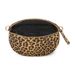 Sac banane bandoulière en cuir italien imprimé léopard - Product Image 4