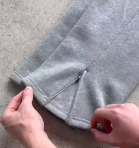 กางเกงวอร์มทรงหลวมผ้าฝ้ายเฟรนช์เทอร์รี่เนื้อหนาสำหรับผู้ชายไซส์ใหญ่ สีเทา ทรงขาตรง แห้งเร็ว กันลม - Product Image 5