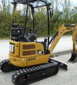 Excavadora de Orugas Mini Caterpillar Cat 301.7 Usada de Alta Calidad de Segunda Mano con Motor y Caja de Cambios Originales, Peso Operativo de 2 Toneladas - Product Image 4