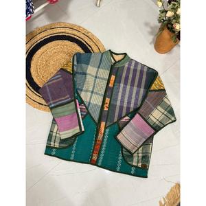 Veste matelassée vintage patchwork pour l'automne, avec rembourrage en coton - Product Image 1