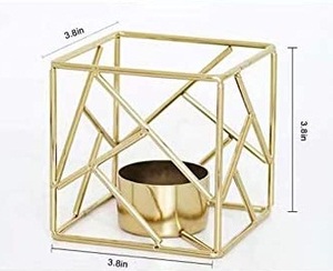 Candelero geométrico cuadrado dorado de calidad confiable Diseño atractivo para candelabro metálico de Navidad - Product Image 3