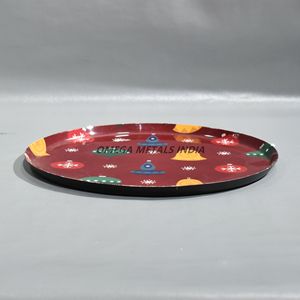 ถาดตกแต่งทรงกลมที่ทันสมัยสีแดงหนาพร้อมระฆังสีสันสดใสและเกล็ดหิมะเหมาะสำหรับการเพิ่มสัมผัสของจิตวิญญาณวันหยุด - Product Image 4