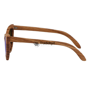 Tradebyd Lunettes en bois avec logo personnalisé pour événements d'entreprise et promotions de marque - Product Image 4
