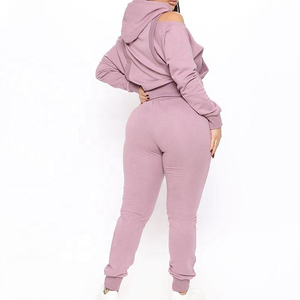 Sweat-shirt à capuche d'hiver en coton biologique personnalisé, coupe-vent et respirant, à épaules tombantes, short de jogging, survêtement grande taille ensemble de 2 pièces - Product Image 3