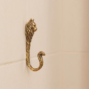 Gancho de Pared Clásico Hecho a Mano de Latón con Incrustaciones Decorativas Blancas, Gancho Individual de Metal para Decoración de Pared de Baño o Dormitorio - Product Image 2
