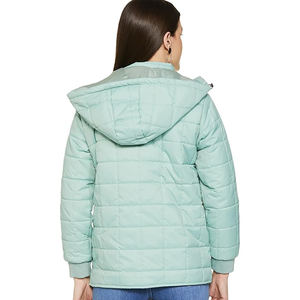 Chaquetas acolchadas con capucha ajustadas para mujer, chaquetas acolchadas transpirables de nuevo diseño, muchos colores y tamaños disponibles, chaquetas acolchadas Hot Demad - Product Image 6