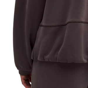 Sweat à capuche personnalisé pour femmes, streetwear, fermeture éclair, vêtements d'hiver, logo personnalisé, facile à porter, élégant, confortable, mode de sport, polaire épais - Product Image 3