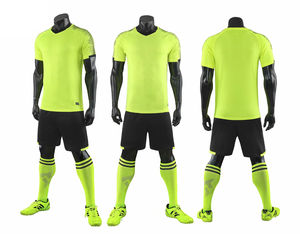 Uniformes de Fútbol Personalizados por Sublimación, 100% Poliéster Malla, Calidad Premium, Logotipo y Diseño Personalizados, Ropa Deportiva Unisex para Adultos - Product Image 5