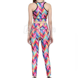 Nuevo estilo Fitness Wear Mujeres Yoga Set para la venta en línea Personalizado de alta calidad Mujeres Yoga Set - Product Image 4