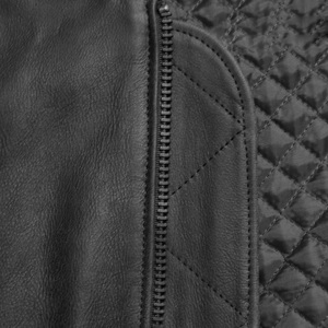 Chaqueta de cuero para motociclista personalizada a la moda unisex, venta al por mayor, chaqueta de cuero de bombardero con logotipo y parche para campus universitario para hombre - Product Image 2