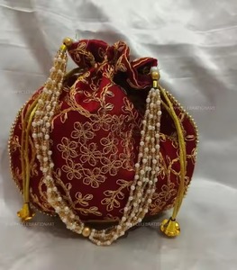 Rajasthani embrague nupcial tradicional exterior bordado interior Dupin terciopelo cordón Moti mango Diwali retorno regalo Potli bolsa - Product Image 5