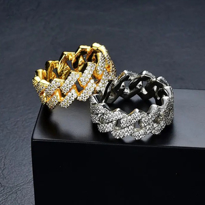 Bague de fête de luxe plaquée or, style hip-hop, avec diamant de laboratoire taille brillant rond clarté VVS, certifiée IGI, bijoux fins - Product Image 2