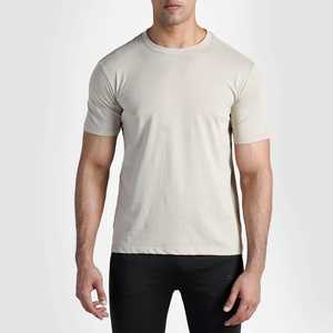 T-shirt régulier pour hommes 100% coton T-shirt imprimé de logo personnalisé de haute qualité T-shirt uni vierge à col rond de coupe standard pour hommes - Product Image 1