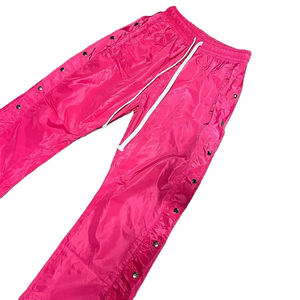 Pantalon de survêtement unisexe en nylon à boutons argentés, style ample, coupe large, coupe-vent, avec cordon de serrage plat assorti - Product Image 6