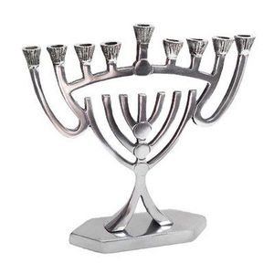 Ménorah en aluminium de qualité supérieure, artisanale, base solide, chandelier à 9 bras avec personnalisation - Product Image 1