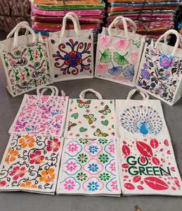 Meilleurs sacs de transport à provisions en jute biodégradable avec sérigraphie en soie logo personnalisé surface unie prix d'usine en Inde - Product Image 4