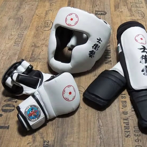 Gants de MMA gagnants, équipement de boxe, ensemble en matériau PU antidérapant pour la fermeture, nom personnalisé, toutes les couleurs - Product Image 1