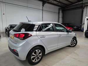 HYUNDAI I20 1.0 T-GDI SE 2019 USADO, Volante a la Izquierda/Derecha - Product Image 2