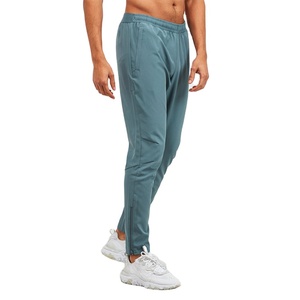 Conjunto Deportivo de Dos Piezas con Capucha, Estilo Urbano Unisex, Chaqueta Cortavientos y Pantalones Jogger con Cordón, Personalizable con Logotipo - Product Image 6