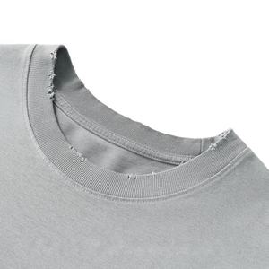 Camisetas personalizadas de lavado ácido gris para hombre Tallas grandes 220 gramos Elegante Casual Logotipo personalizado Diseño de gran tamaño para hombres - Product Image 2