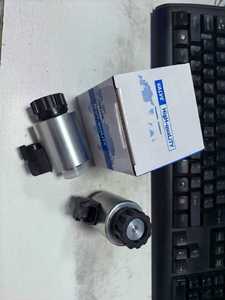 โซลินอยด์วาล์วสำหรับรถตัก JM 588-7053, 619-2372 เหมาะสำหรับรถตัก CAT รุ่น 415F2, 420F, 416, <span class=keywords><strong>422</strong></span>, 426, 430, 432, 434, 444 และ 450 - Product Image 4