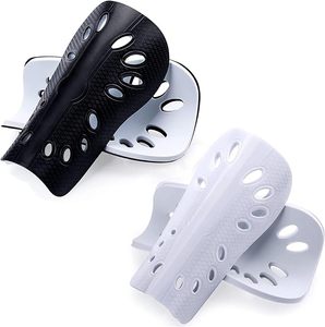 Espinilleras de Fútbol Ligeras y Transpirables de Cuero, 2 Pares, Protector de Pantorrillas para Jugadores de Fútbol Adultos, Mangas Protectoras para Espinilleras - Product Image 1