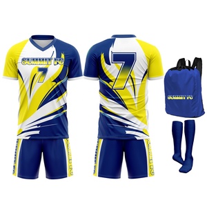 Ensemble de vêtements de football personnalisés de haute qualité, légers, 100% polyester, respirants, extensibles, manches courtes, taille élastique, col en V, sport - Product Image 4