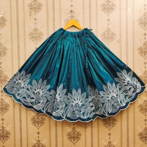 Shoryam Fashion Rama Lehenga Choli pour enfants, brodé de motifs floraux ethniques |   Vêtements de fête pour filles en gros pour Diwali, mariage, Mehndi - Product Image 4