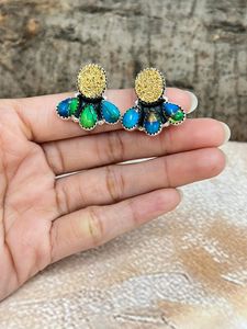 Pendientes de gota hechos a mano de pavo real Dahlia Druzy en plata de ley chapada en rodio elegante joyería regalo para fiesta de boda Unisex - Product Image 4