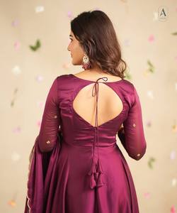 Elegante traje Anarkali bordado estilo Bollywood, hilo de oro vino, Ropa Étnica festiva para fiesta de mujer, boda, incluyendo - Product Image 3