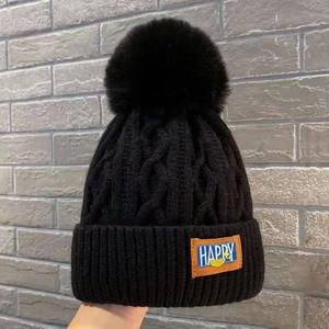 Chapeaux en tricot chauds avec broderie 3D pour hommes et femmes, bonnet en acrylique 100% pour l'hiver, pour la maison et l'extérieur - Product Image 5