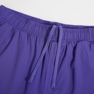 Traje exfoliante de material suave con aspecto profesional y sensación cómoda Traje exfoliante básico con ajuste clásico y diseño ligero - Product Image 4