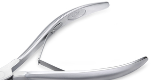 Juego de Manicura y Pedicura Nghia OMI Deluxe AL-201, Cortaúñas de Acero Inoxidable, Material de Gel de Belleza para Uso en Salón de Lujo, Color Gris - Product Image 3