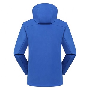 Chaqueta de conchas suaves a prueba de viento e impermeable para hombre, diferentes diseños y diferentes colores, alta calidad - Product Image 3