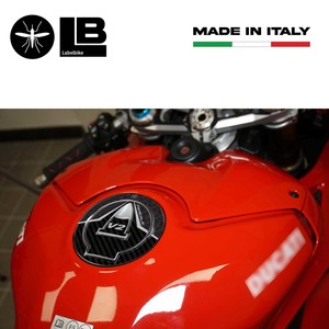 สติ๊กเกอร์ติดถังน้ำมัน 3 มิติ สำหรับรถมอเตอร์ไซค์ Ducati Panigale V2 ปี 2020-2024 สติ๊กเกอร์โลโก้ที่เข้ากันได้สำหรับตกแต่งรถมอเตอร์ไซค์ - Product Image 3