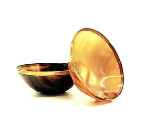 Bol en corne de vache polie pour présentation de fruits et de collations - Durable et écologique, décoration de table traditionnelle indienne faite à la main - Product Image 6