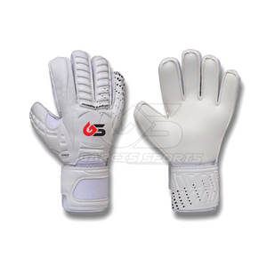 Gants de gardien de but de football professionnel de haute qualité Logo personnalisé Gants de sécurité sportifs antidérapants en cuir durable - Product Image 1