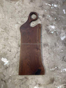 Planche de cuisine KALATRI en acacia massif, écologique, avec poignée artisanale, planche à fromage et bloc à découper durable, passe au lave-vaisselle - Product Image 2