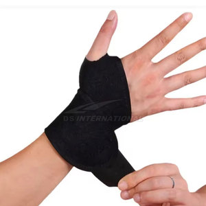 Muñequeras elásticas ajustables para uso en gimnasio de culturismo con fuerte soporte y muñequeras de ajuste seguro - Product Image 5