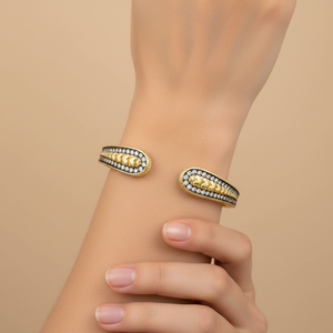 1924BGH Nuevo Brazalete de Cable Chapado en Oro de 14K con Hematita Dorada Mate de Dos Tonos y Pavé de Circonitas, Talla Única para Niños, Casual/Deportivo - Product Image 3