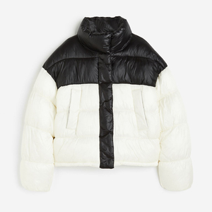 Venta al por mayor de ropa de invierno con logotipo personalizado de talla grande para mujer Chaquetas acolchadas algodón 100% poliéster relleno abrigos de Mujer - Product Image 1