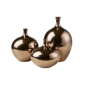 New Arrival Designer Aluminum Flower <b>Vases</b> set of 2 Antique Finishing Flower <b>Vases</b> With Handmade Decoration At Affordable Price - Product Image 4